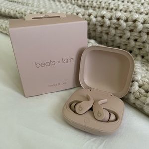 Beats Fit Pro x Kim